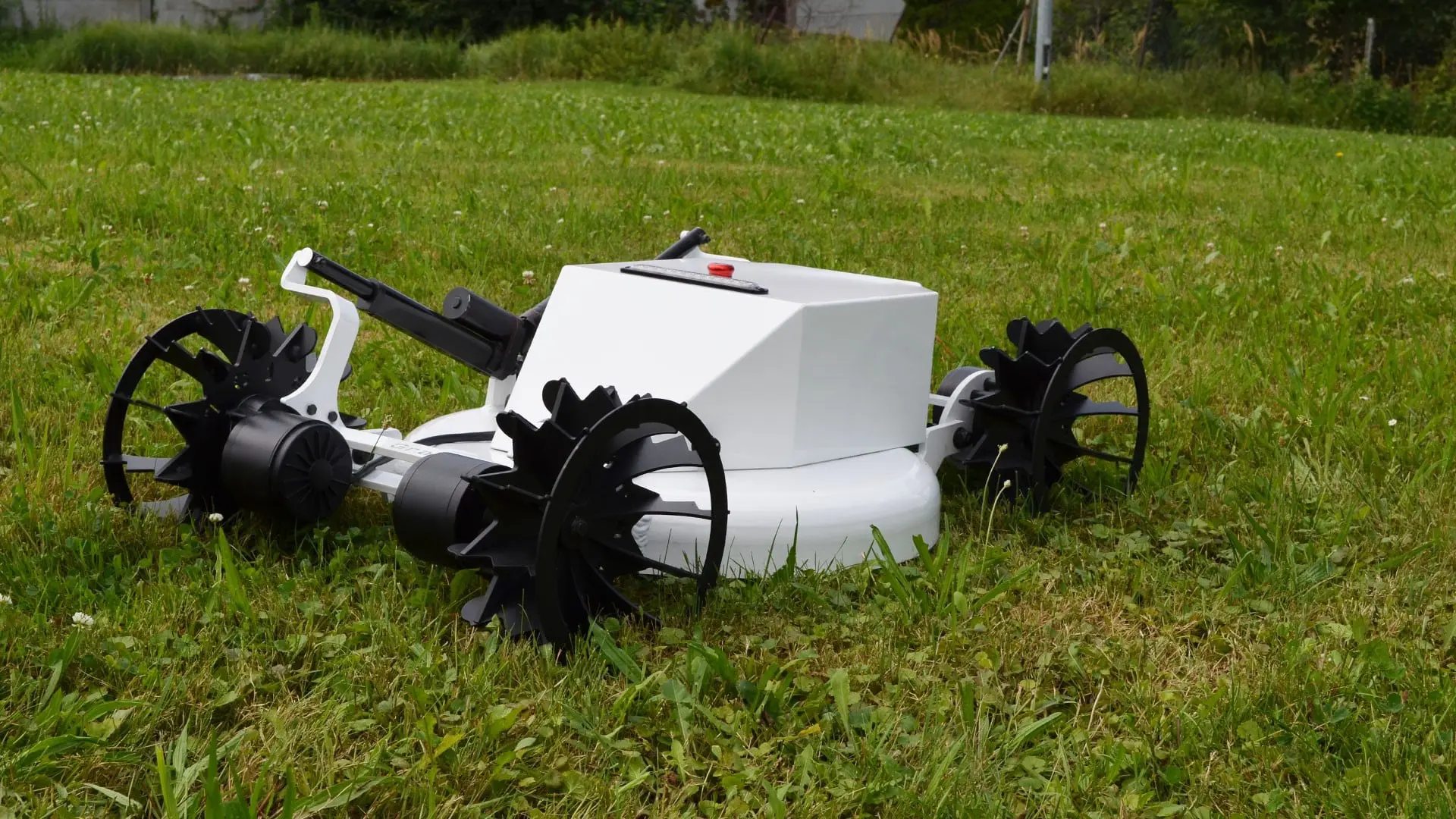 Kosiarka na zbocza zdalnie sterowana Ecotech H24 Lynx
